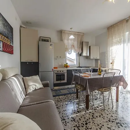 Apartment Casa Darii Marghera